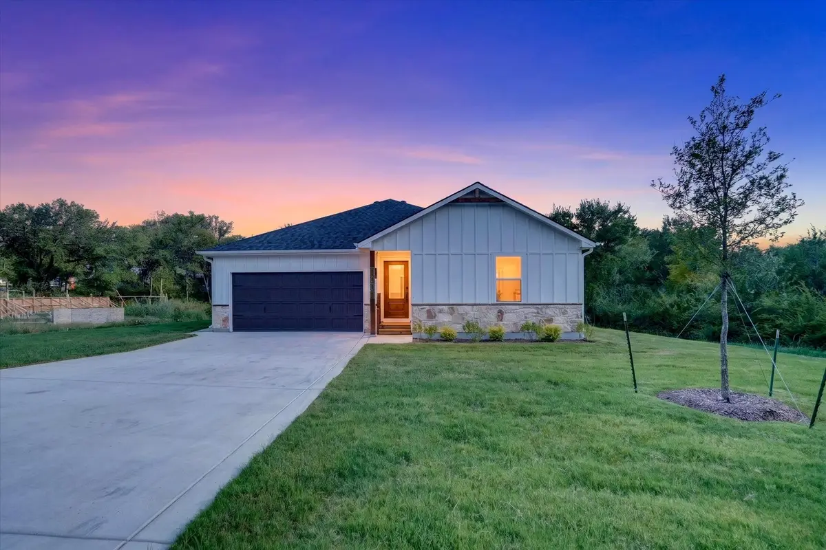 7007 Clarke Drive, Lake Worth, TX 76135 - #1