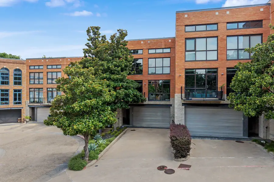2967 Magnolia Hill Court, Dallas, TX 75201 - #2