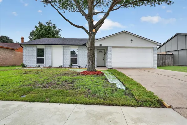 1109 Coffeyville Trail, Grand Prairie, TX 75052