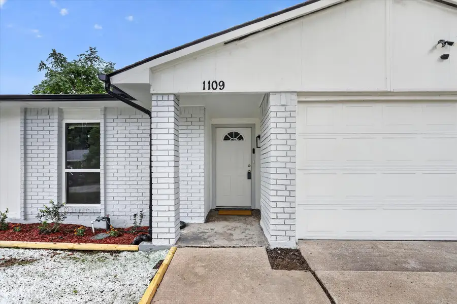 1109 Coffeyville Trail, Grand Prairie, TX 75052 - #2