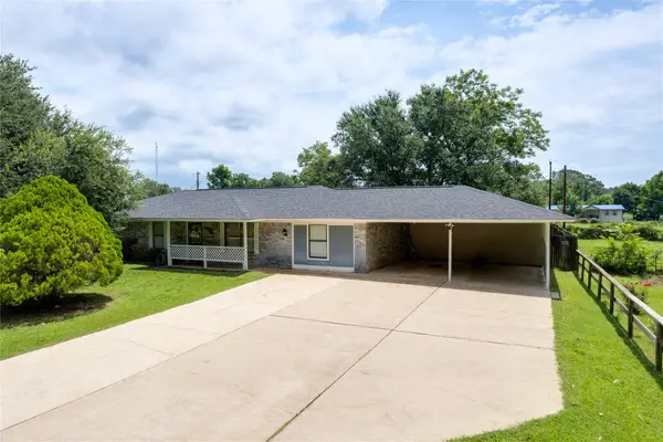 109 County Road 1224, Mt Pleasant, TX 75455