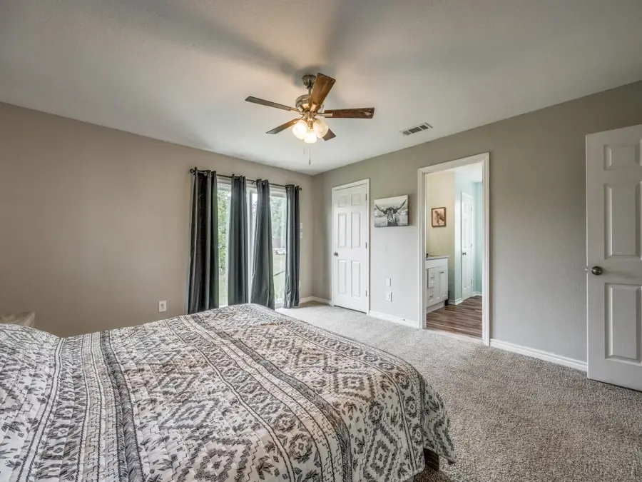 411 W Houston Street, Leonard, TX 75452 - #3