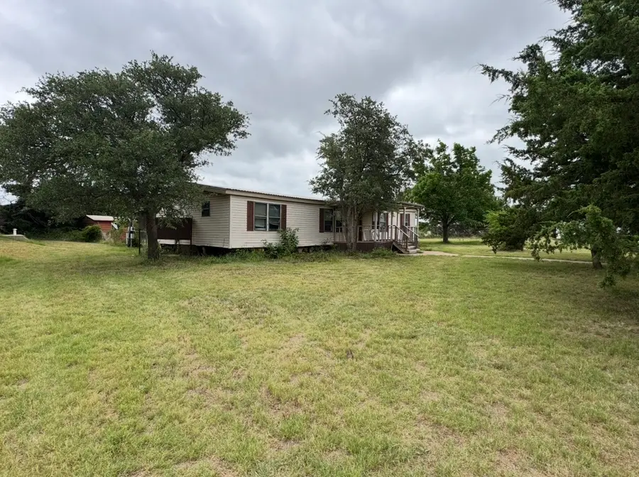 405 Munson Drive, Clyde, TX 79510 - #2