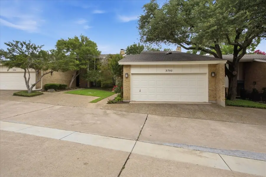 3702 Hulen Park Drive, Fort Worth, TX 76109 - #2