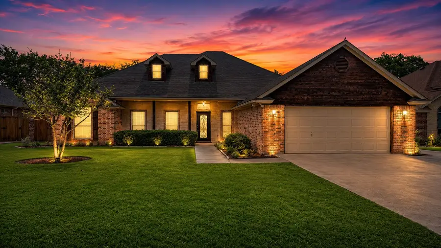 806 N Tejas Drive, Sanger, TX 76266 - #2