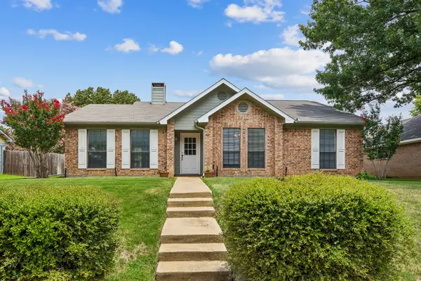 807 Blue Oak Drive, Lewisville, TX 75067