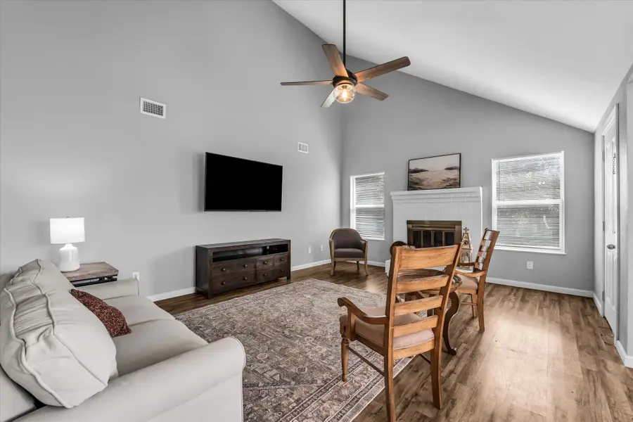 115 Turtle Cove Drive, Elm Mott, TX 76640 - #3