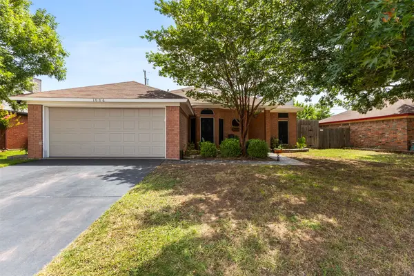 1006 Park Place Boulevard, Midlothian, TX 76065