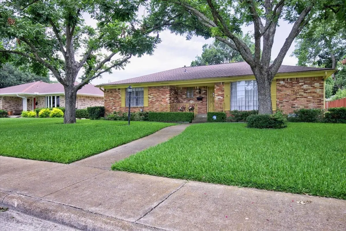 2210 Babalos Lane, Dallas, TX 75228 - #1