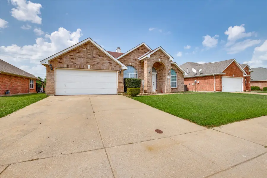 2442 Lost Mesa, Grand Prairie, TX 75052 - #3