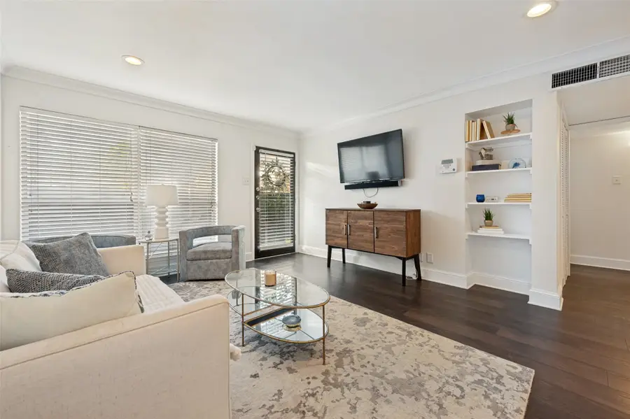 5904 Sandhurst Lane #149, Dallas, TX 75206 - #3