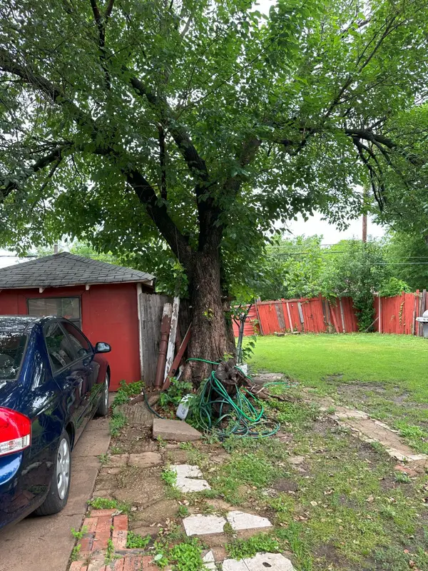 803 S Oak Cliff Boulevard, Dallas, TX 75208