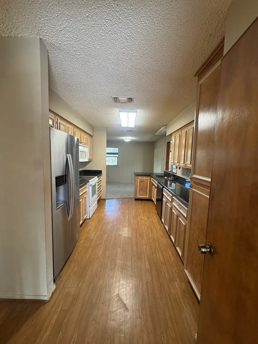 3904 Cimmaron Trail, Decordova, TX 76049 - #3