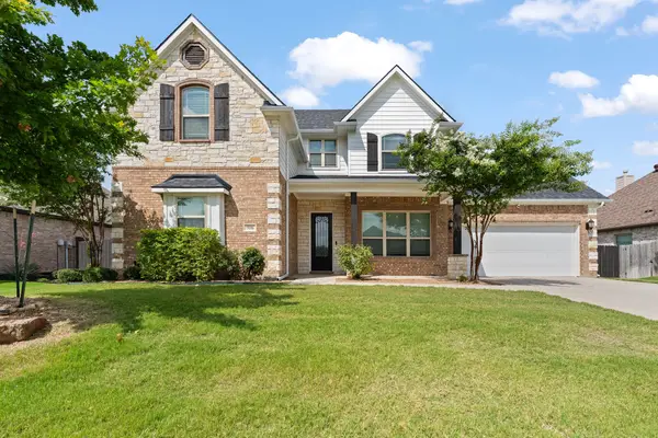 906 Bent Wood Lane, Cleburne, TX 76033