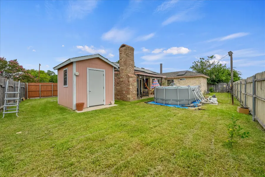 3030 Meadow Creek Court, Grand Prairie, TX 75052 - #2