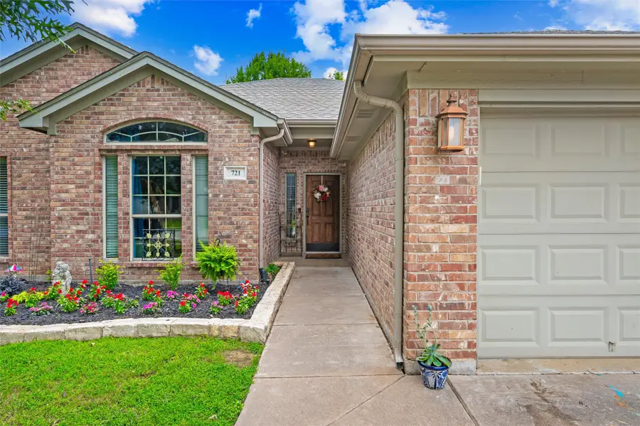 721 Morgan Drive, Burleson, TX 76028 - #2