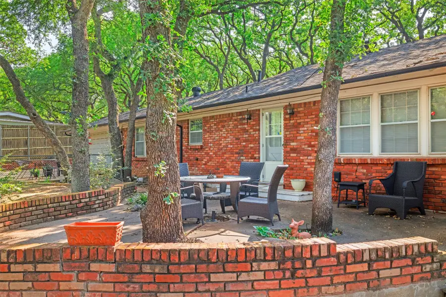 1716 Jacqueline Court, Fort Worth, TX 76112 - #2