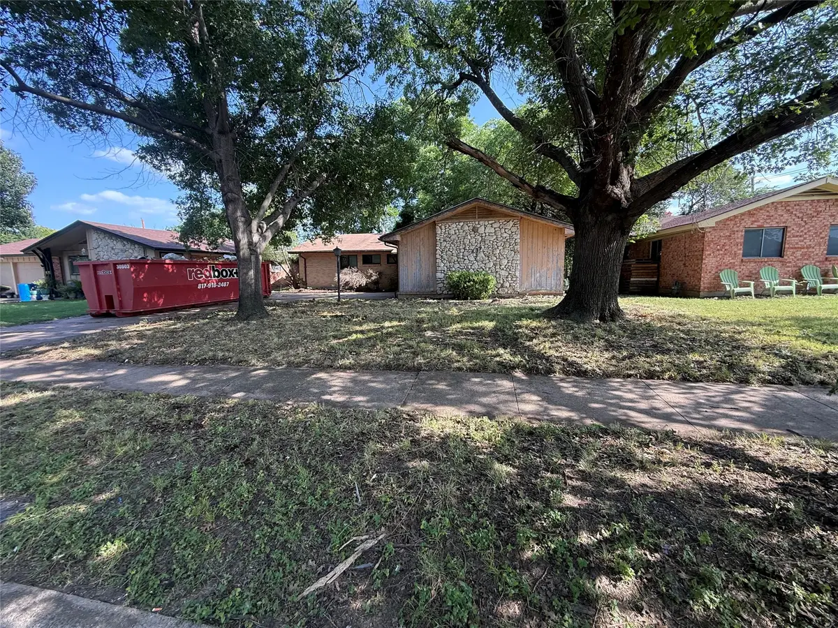 737 Blueberry Lane, Grand Prairie, TX 75052 - #1