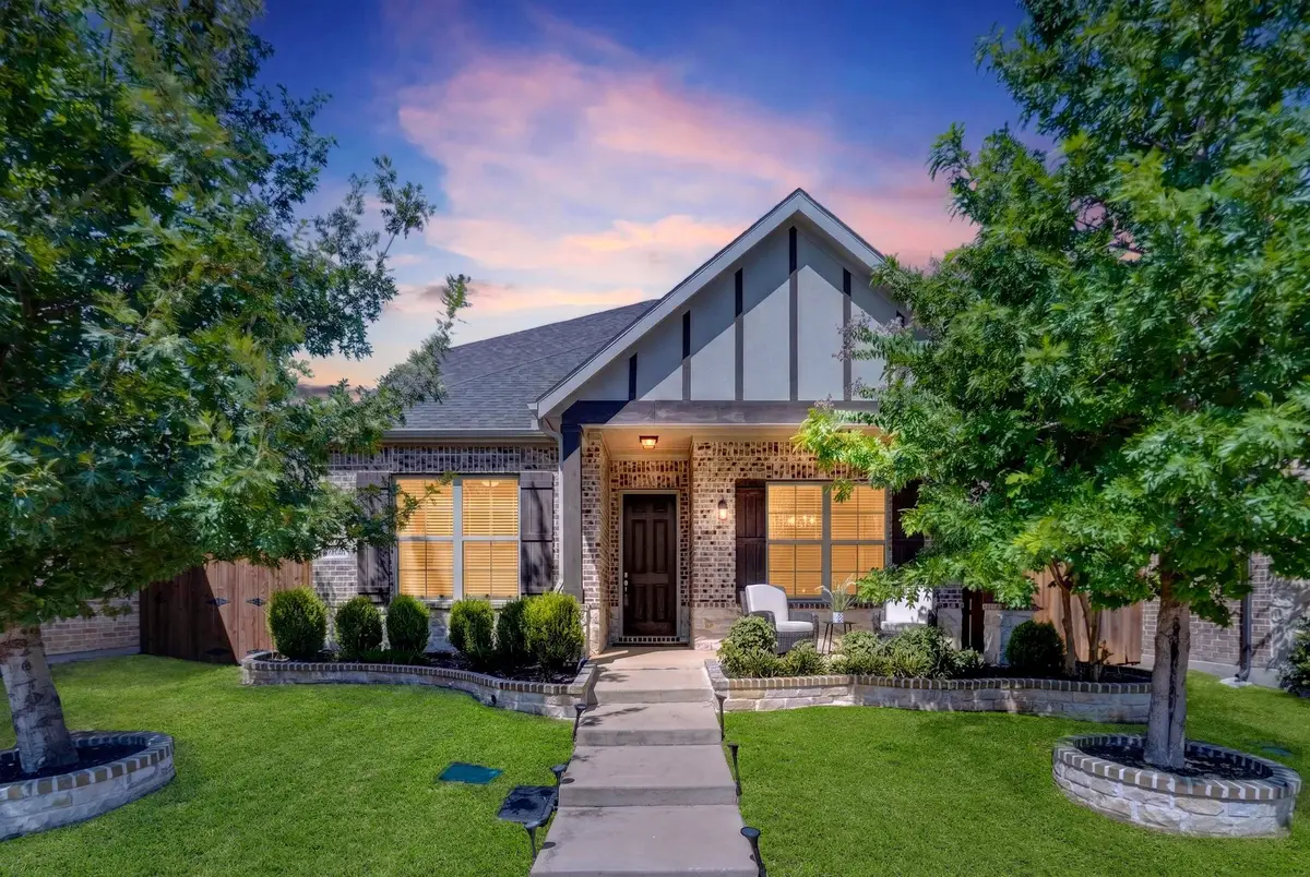 12766 Mercer Parkway, Farmers Branch, TX 75234 - #1