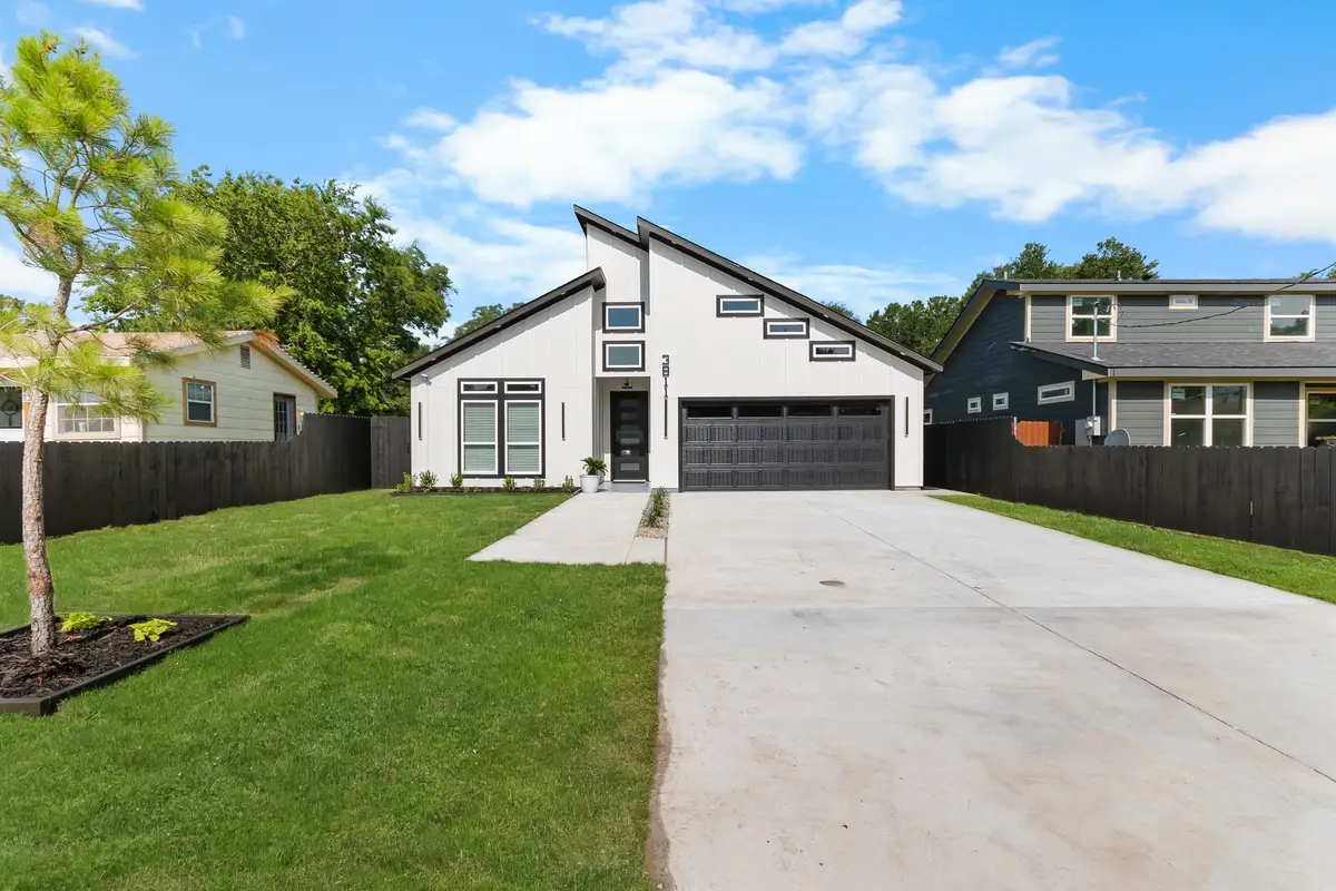 3811 Harlingen Street, Dallas, TX 75212 - #1