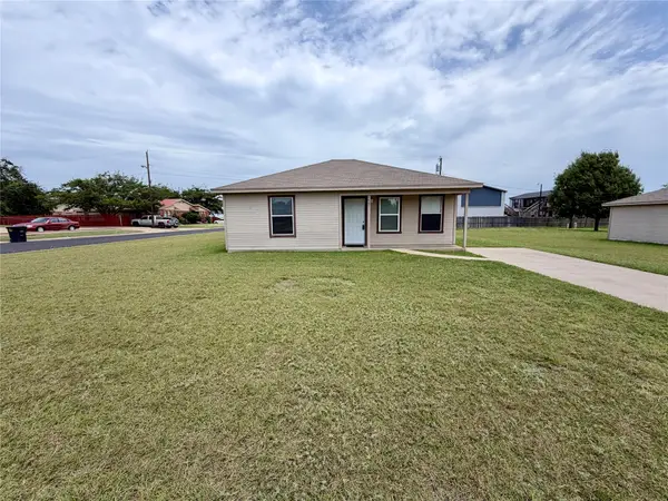 1708 Overland Drive, Cleburne, TX 76033