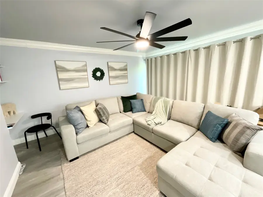 536 E Avenue J #A, Grand Prairie, TX 75050 - #2