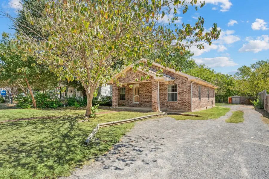 422 N Wood Street, Denton, TX 76209 - #2