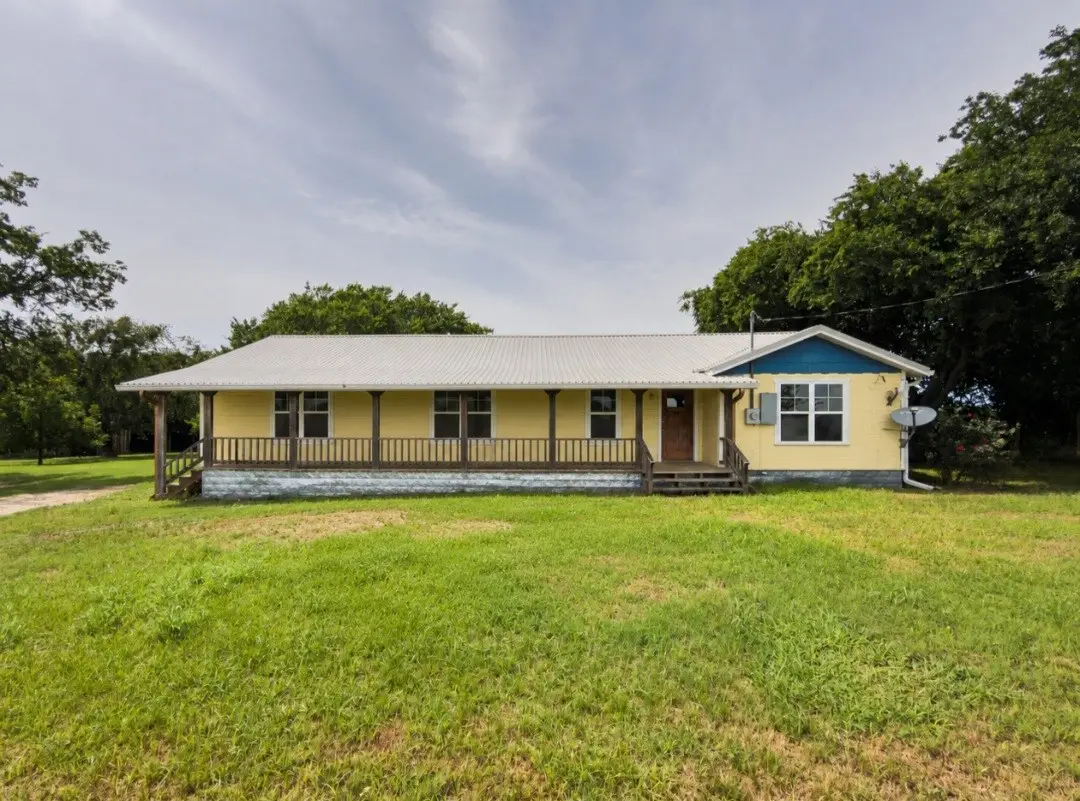 322 Hcr 2320, Abbott, TX 76621 - #1