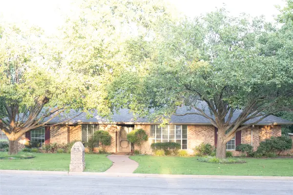 3001 Redbud Trail, Sherman, TX 75092