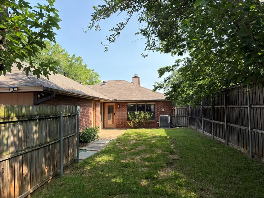 553 Parkway Boulevard, Coppell, TX 75019 - #2