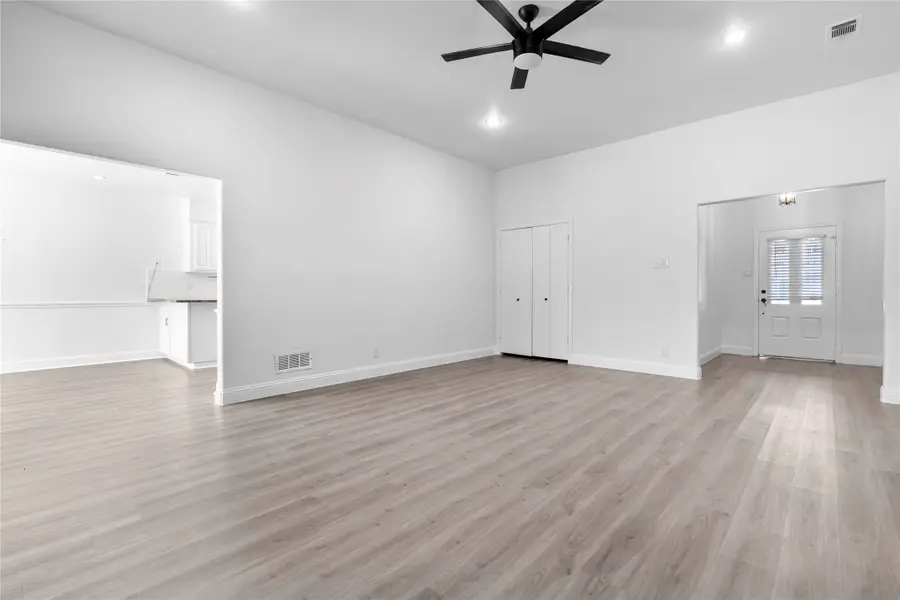 4128 Woodenrail Lane, Irving, TX 75061 - #3