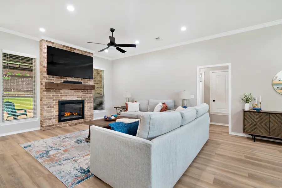 1045 Addison, Reno, TX 75462 - #3