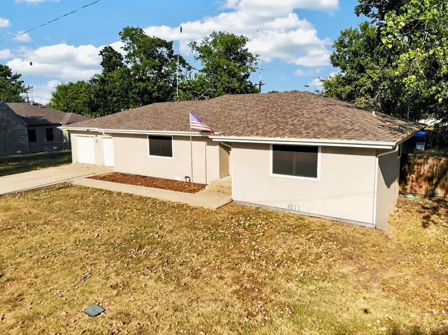 702 N Us Highway 69, Celeste, TX 75423 - #3