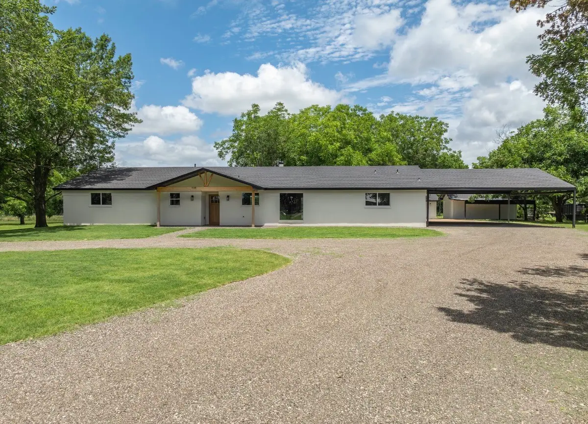 616 E Moonlight Drive, Robinson, TX 76706 - #1