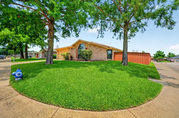 9339 Crimnson Court, Dallas, TX 75217
