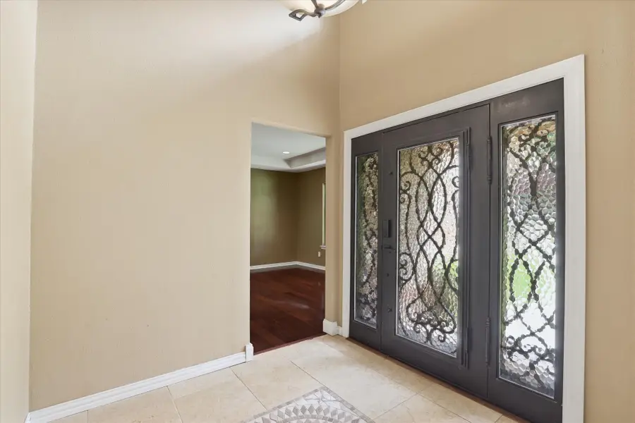 2613 Country Valley Road, Garland, TX 75043 - #3