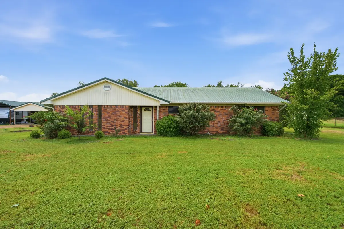 4574 N State Highway 121, Bonham, TX 75418 - #1