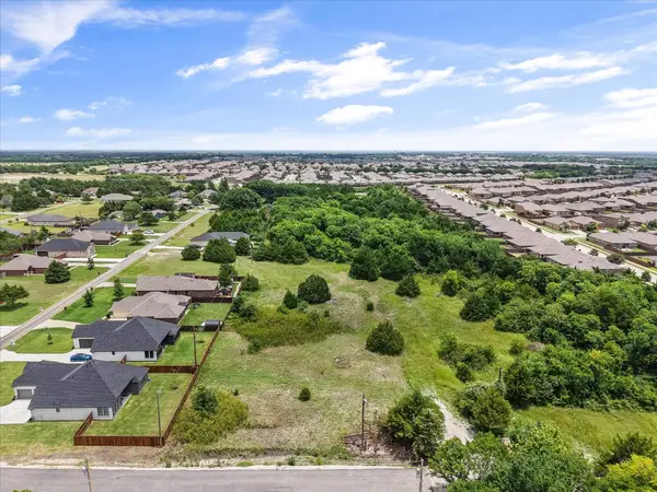 2220 Lakeshore Lane, Glenn Heights, TX 75154