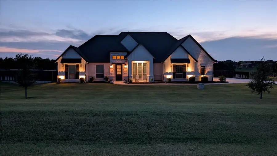 1107 Pioneer Crossing, Weatherford, TX 76088 - #3