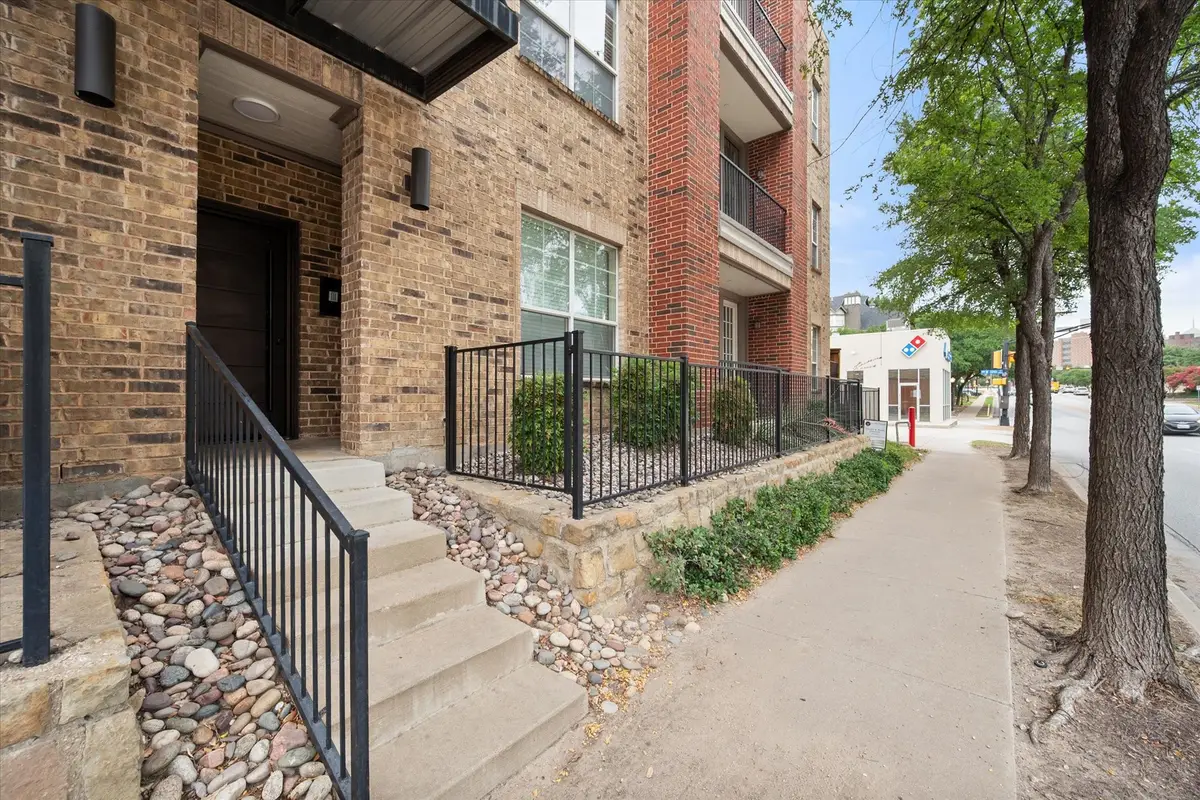 950 Henderson Street #1200, Fort Worth, TX 76102 - #1