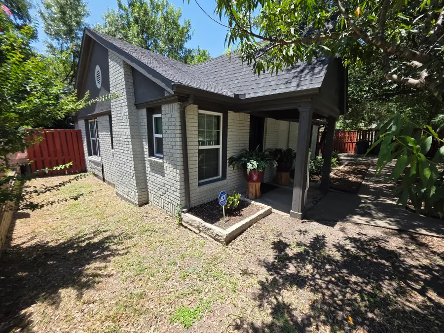 532 Griffith Avenue, Dallas, TX 75208 - #2