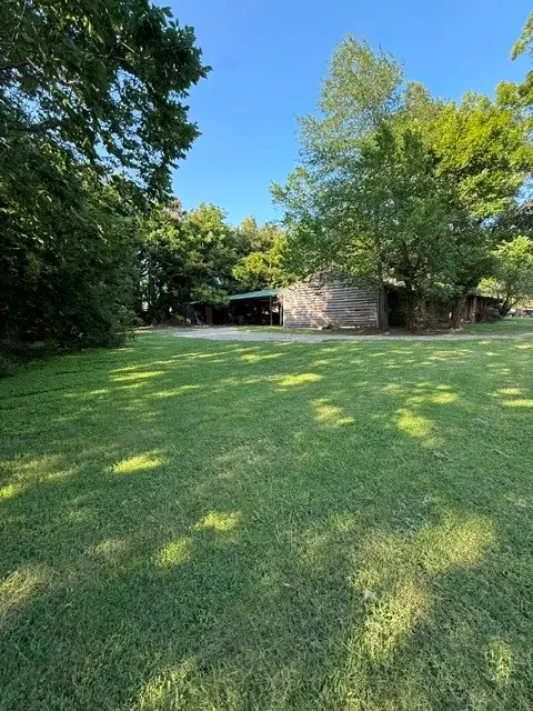 325 25th Street Ne, Paris, TX 75460 - #3