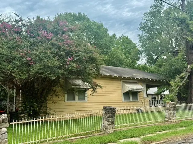 107 8th Street Ne, Paris, TX 75460 - #3