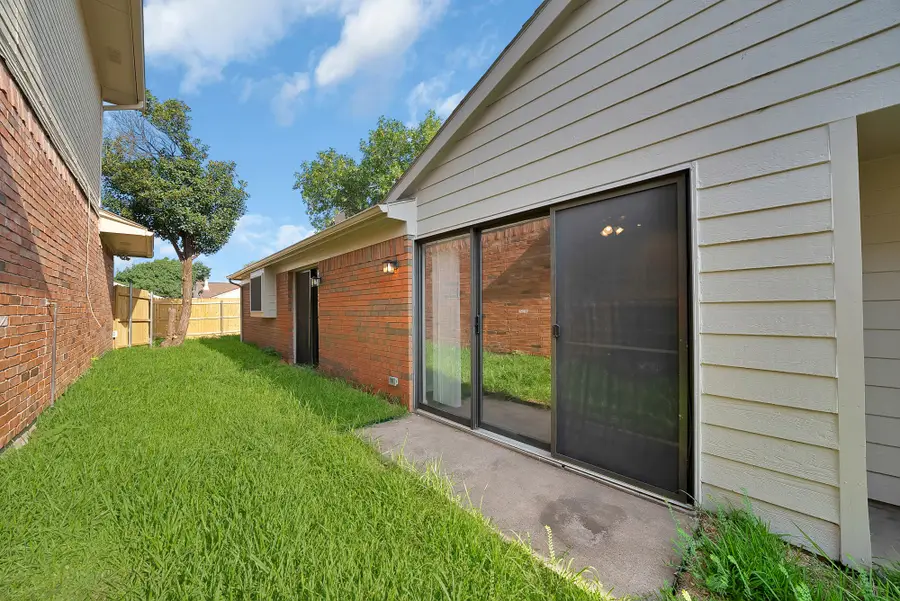 4213 Phoenix Drive, Carrollton, TX 75010 - #3