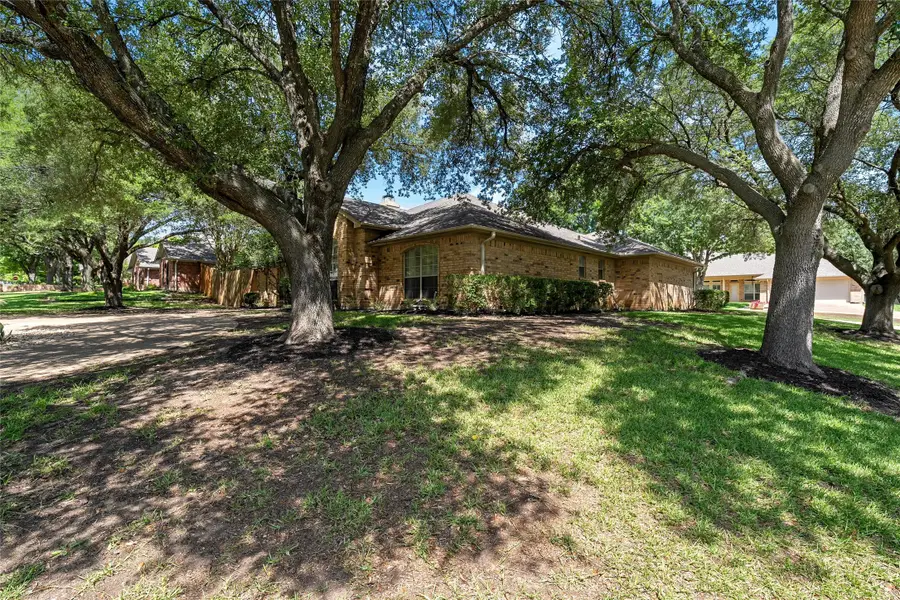 11001 Ridge Point Drive, Woodway, TX 76712 - #2