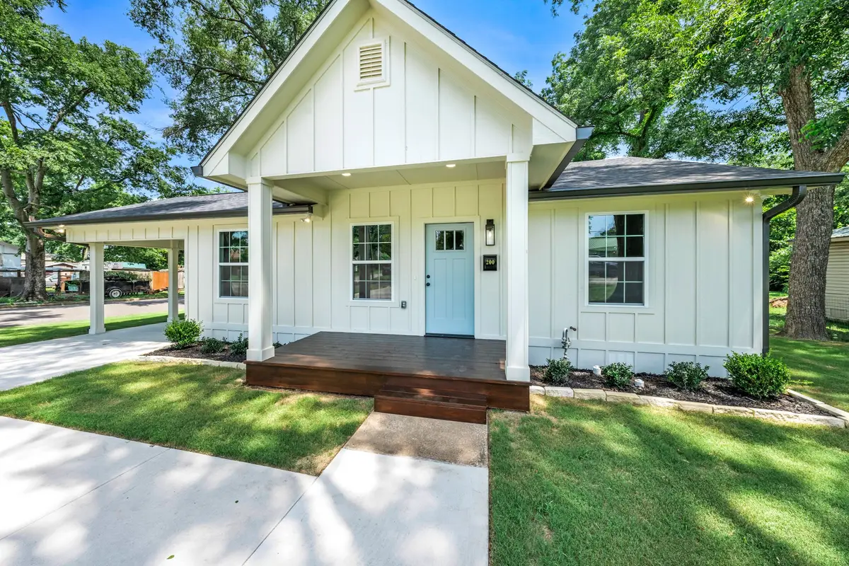 200 Whitworth Street, Sulphur Springs, TX 75482 - #1