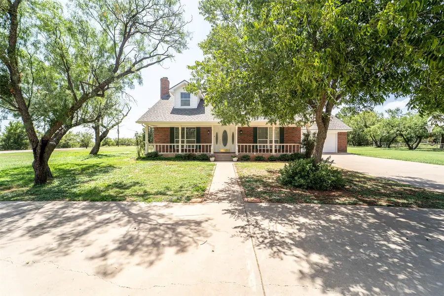102 Five Oaks Road, Abilene, TX 79606 - #2