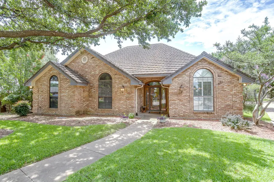 3201 John Court S, Hurst, TX 76054 - #2