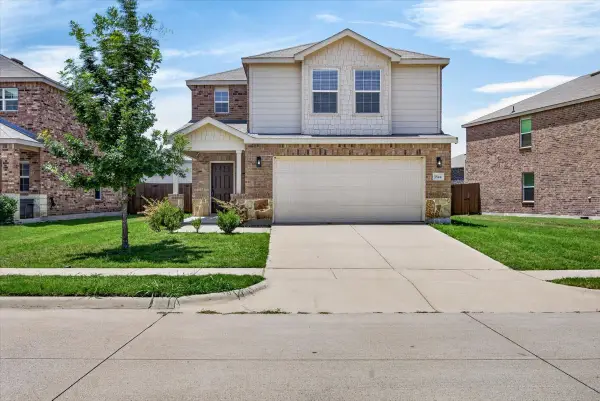 1544 Vega Drive, Forney, TX 75126