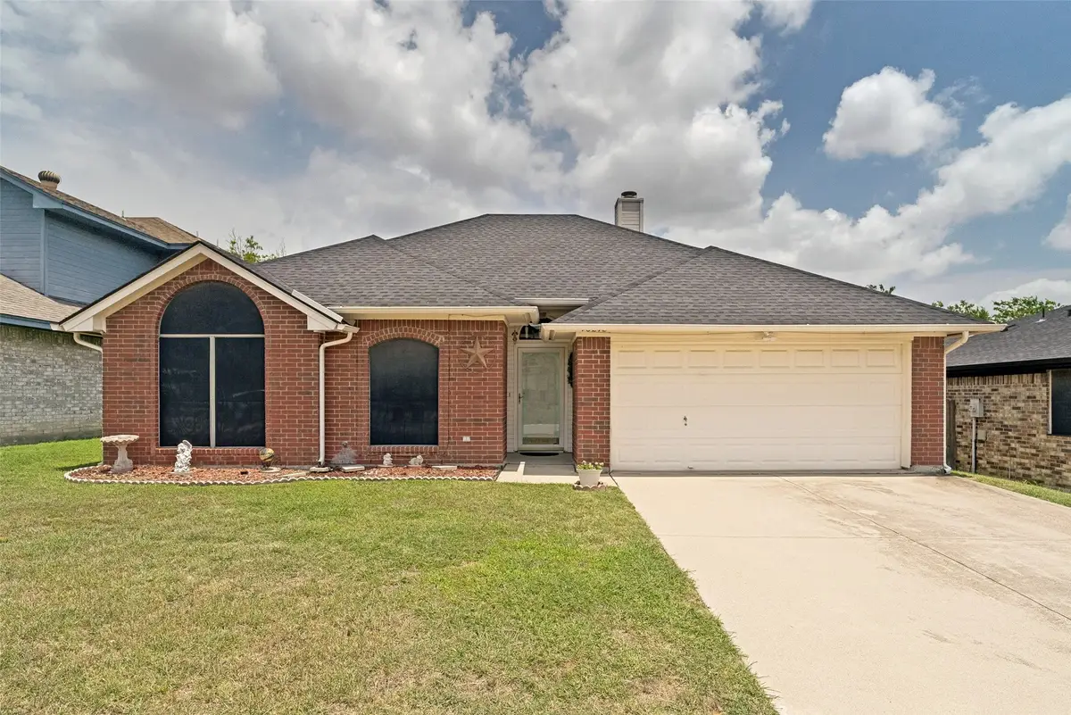 10212 Maria Drive, Fort Worth, TX 76108 - #1